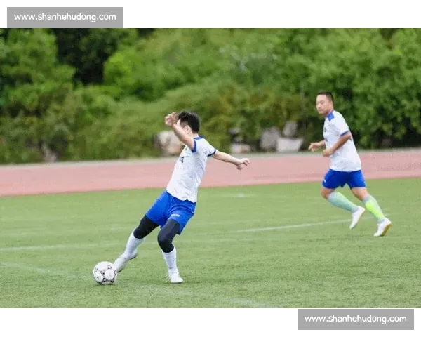 全方位掌握足球联赛动态实时比分和精彩赛事资讯平台